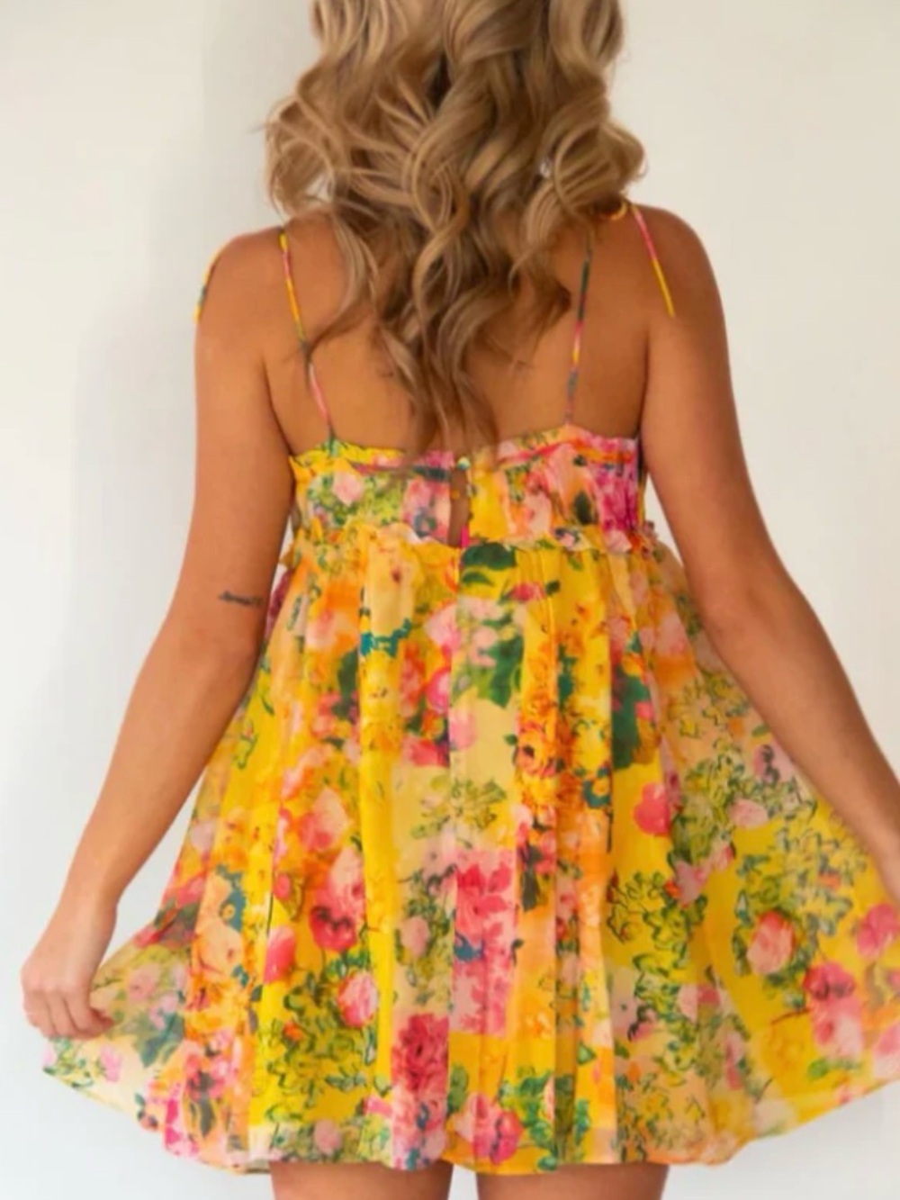 Madison Floral Mini Dress nwt bust 32.5 - Picture 2 of 6
